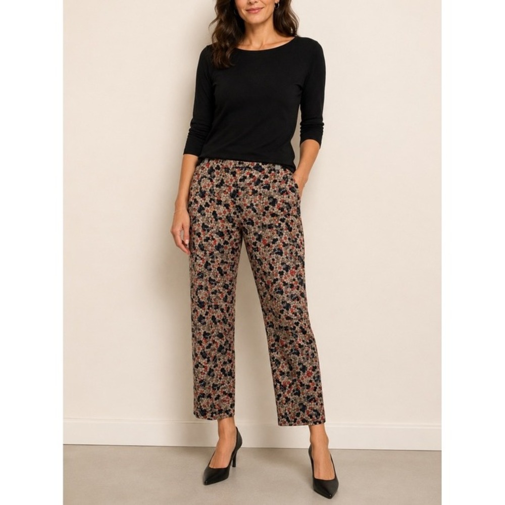 ZOZO. Sz. 4. Multicolored pants w/geo‎ design, zipper on side.Stretch
